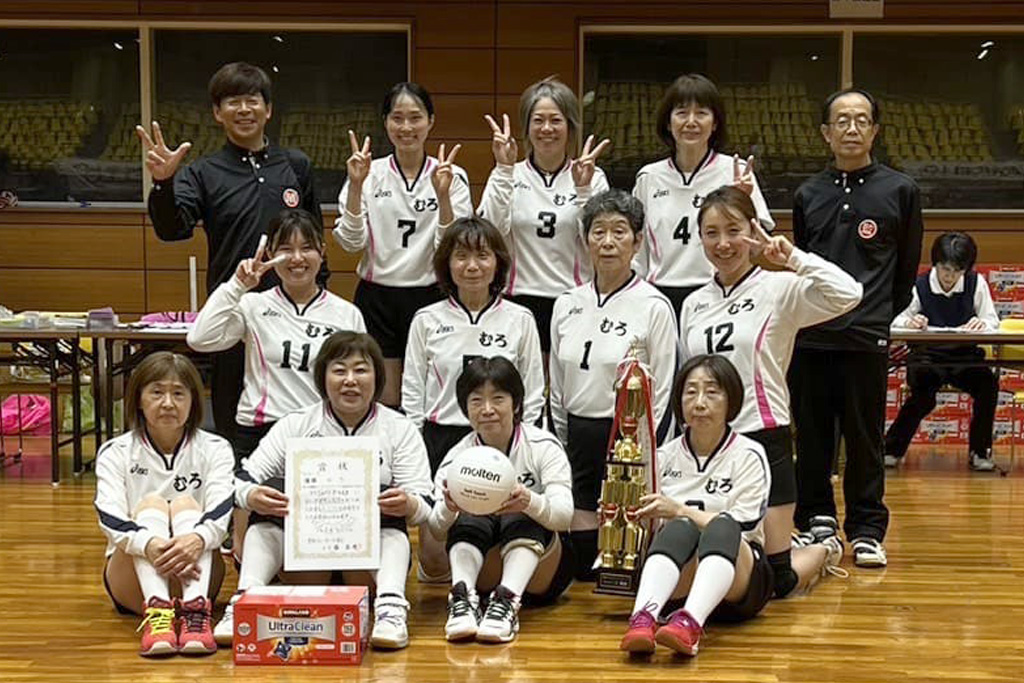 Dコート優勝　むろ