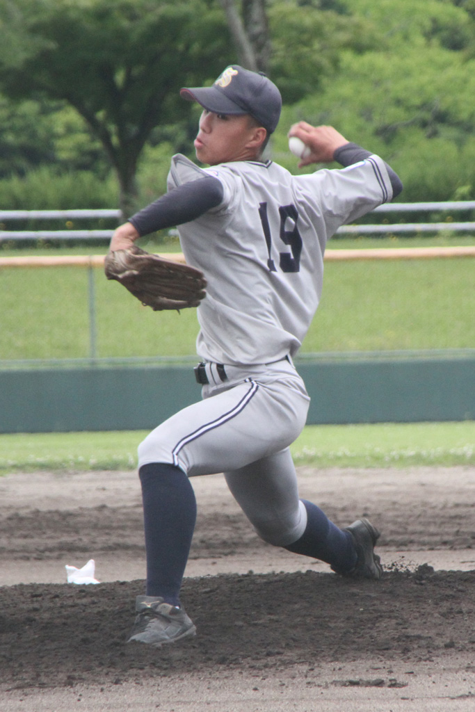 決勝で先発し、5回までに6つの三振を奪う力投で勝利に貢献した愛知豊橋ボーイズの福井那留