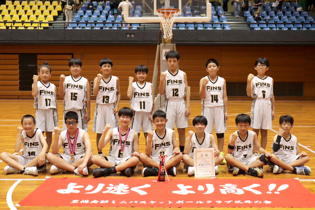 男子Aグループ2位 F I N S