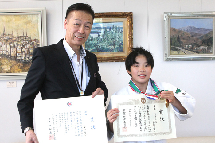 外に出て「もっと強くなってきます」