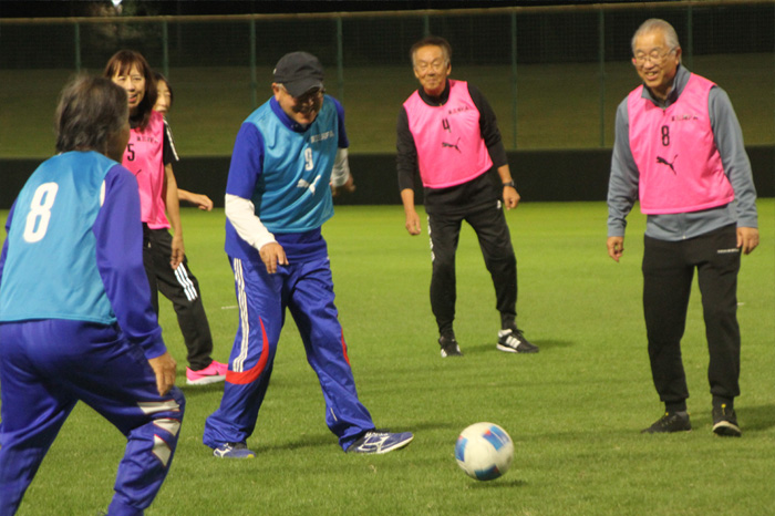 "走らないサッカー"でリフレッシュ