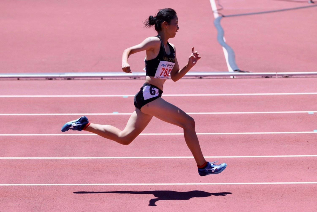 インターハイ200mでの布施一葉さん