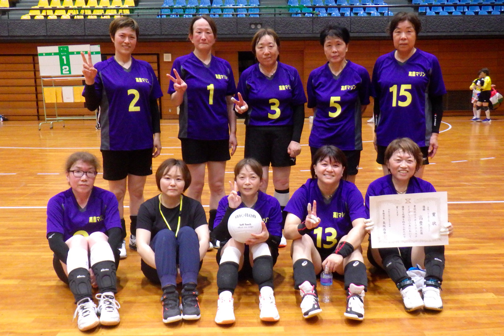 女性バレーでフェスタ開幕