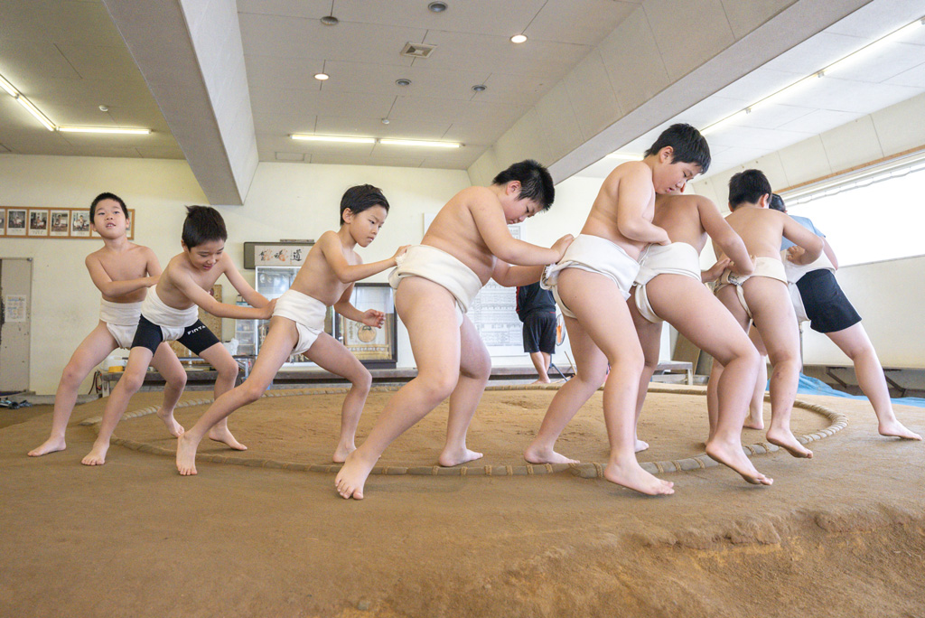 もう、相撲が止まらない！夢中の力で勝ち続けるスーパー相撲キッズ