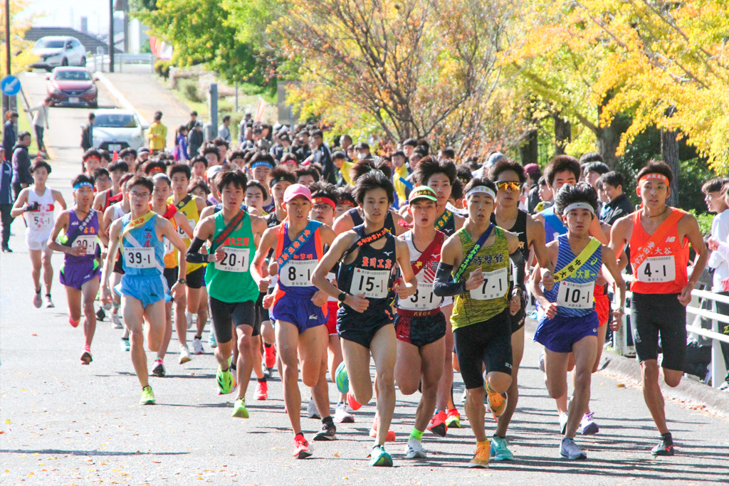本命豊川強し 圧巻の男女V　愛知県高校駅伝
