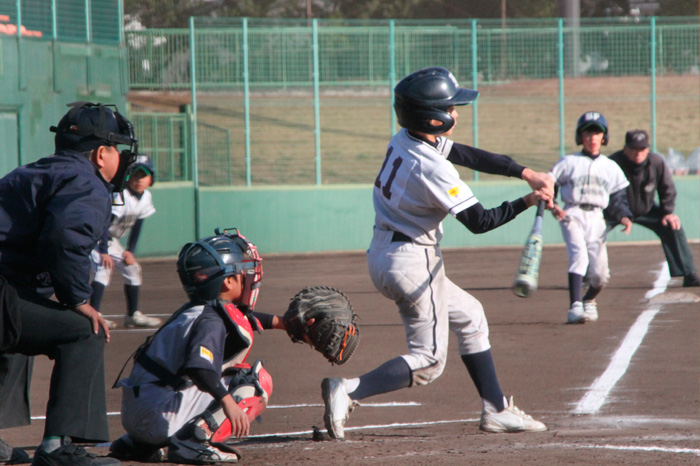吉田方ファイターズ5度目の頂点　緊迫の投手戦 両エース一歩も引かず