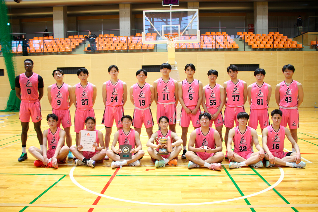 県新人戦で2連覇を達成した桜丘男子