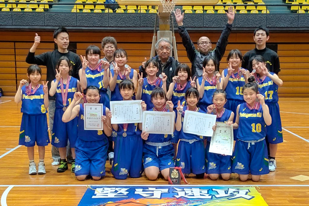 女子2位　二川M.Jバスケットクラブ