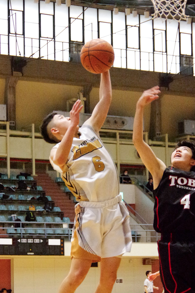 男子決勝「豊橋中部ー豊橋東部」戦