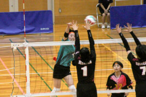 女子決勝「アイリスーセレソン豊橋」