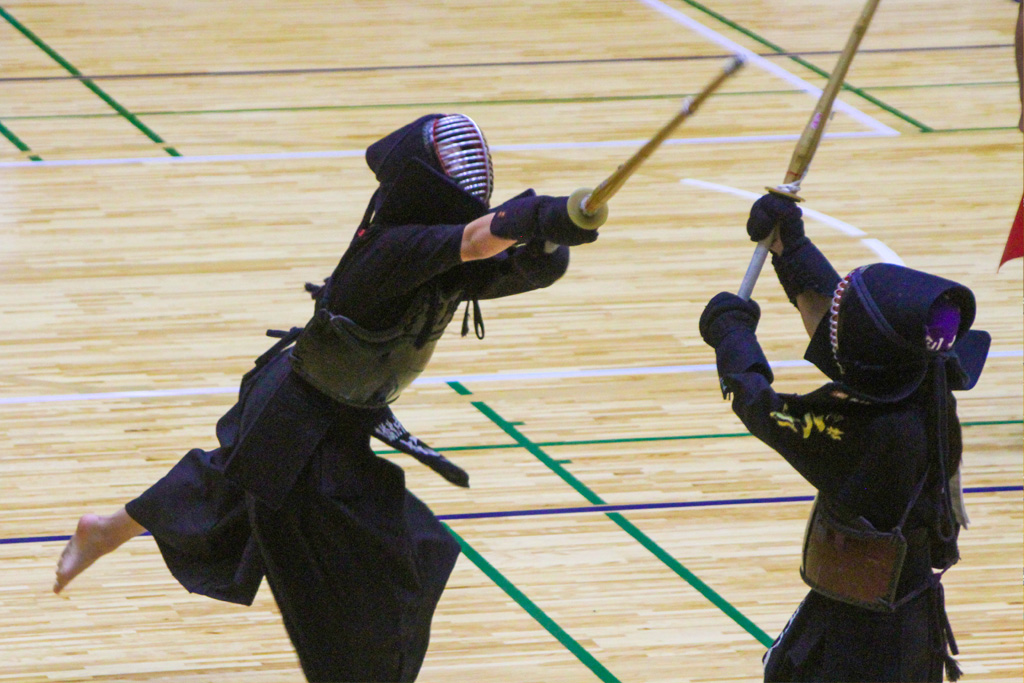 女子決勝「豊橋北部ー二川」戦＝豊川市総合体育館で