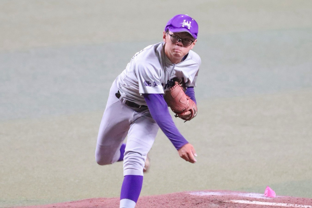 最優秀選手に選ばれた坂田悠真投手